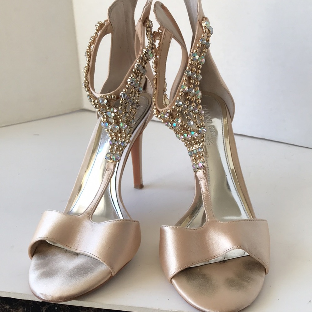 Gianni Bini satin heels Sz 8.5 - Picture 10 of 12